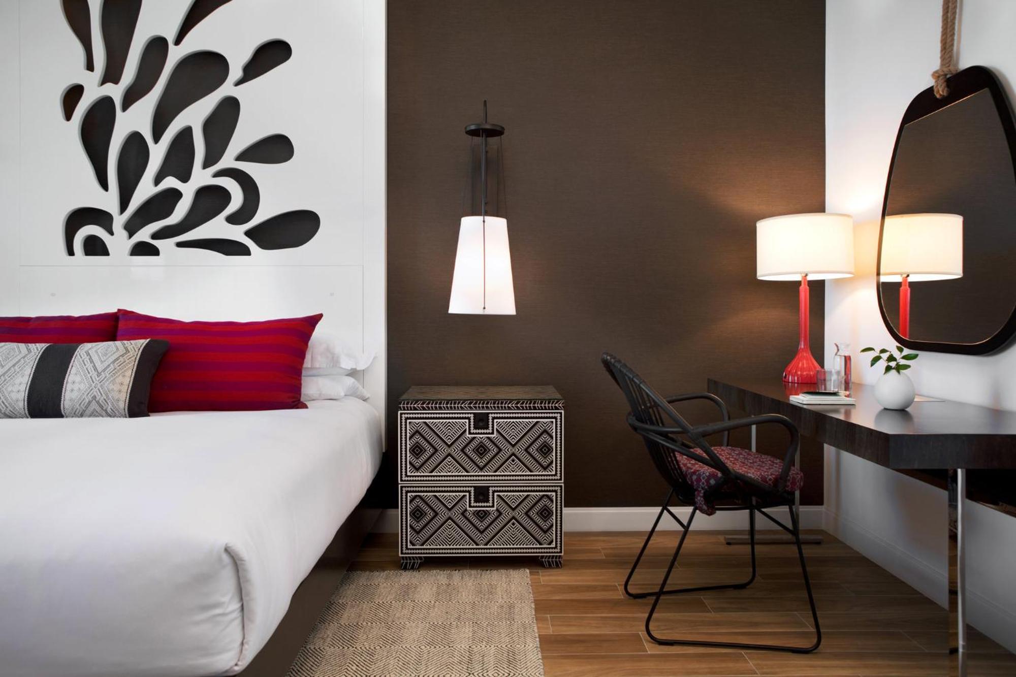 Kimpton Seafire Resort + Spa By Ihg West Bay Exterior foto